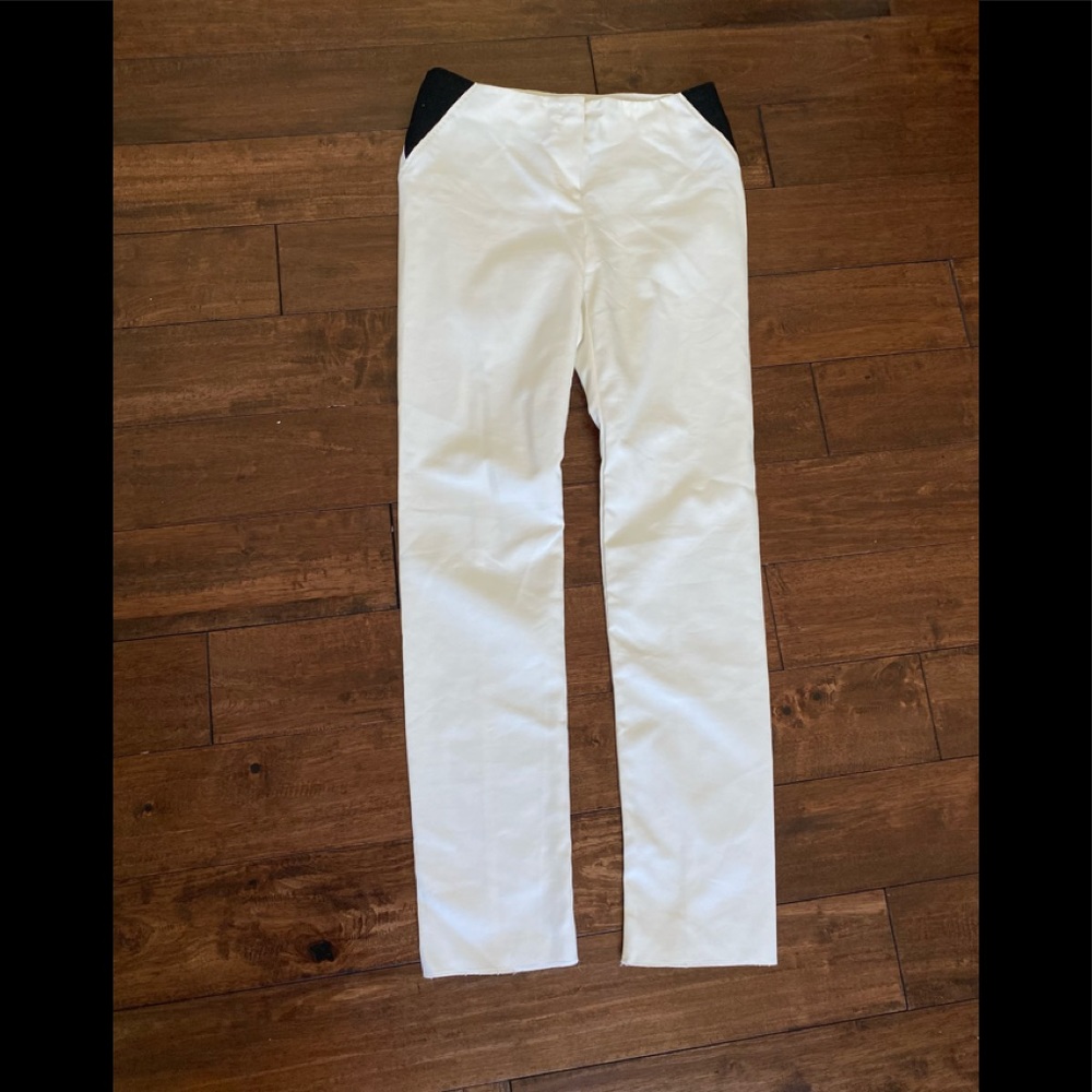 ARMANI COLLEZIONI Pants size4 white